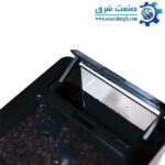 دستگاه قهوه‌ساز اتوماتیک با نمایشگر دیجیتال و مخزن شیر.